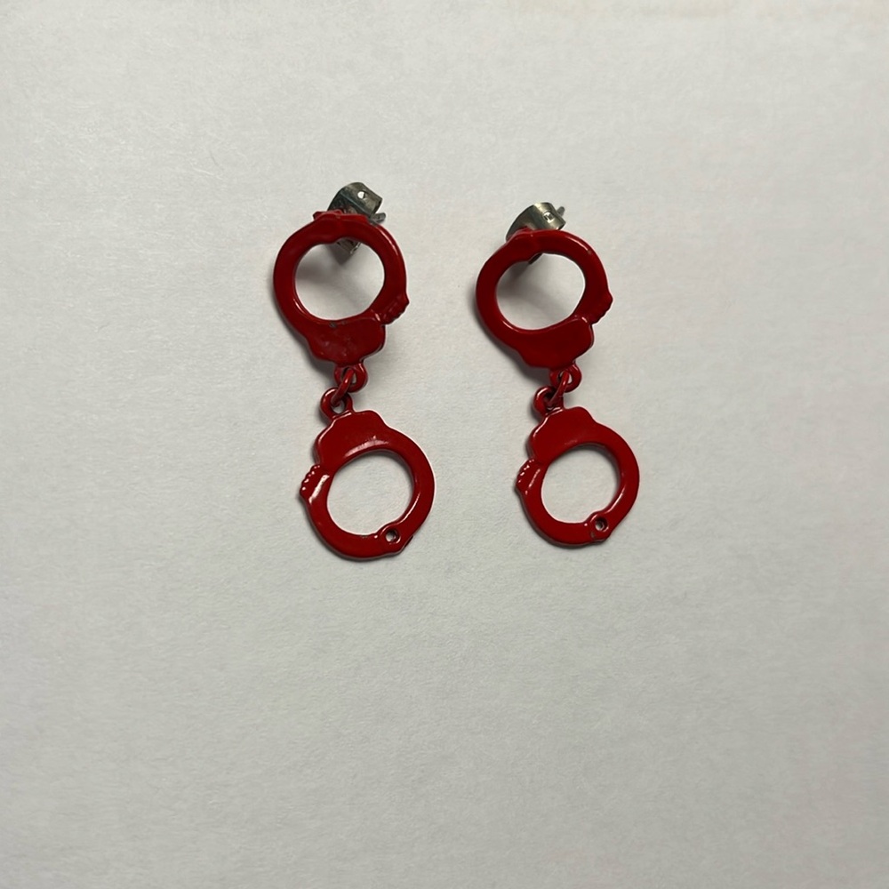 Vintage 80s Enameled Handcuff earrings